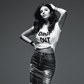 Nikki Yanofsky - List pictures