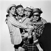 Red Hot Chili Peppers - List pictures