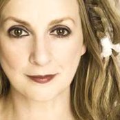 Moya Brennan - List pictures