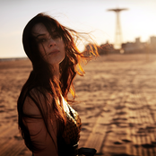 Emilie Simon - List pictures