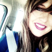 Sarah Simmons - List pictures