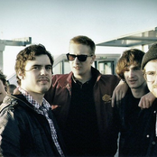 Kraftklub - List pictures