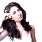 Juliet Lyons - List pictures