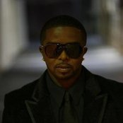 Steven Russell - List pictures