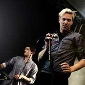 When Saints Go Machine - List pictures