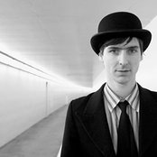 Jim Noir - List pictures