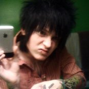 Dot Dot Curve - List pictures