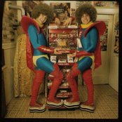 Enrique - List pictures