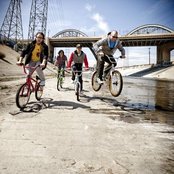 Weezer - List pictures