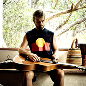 Xavier Rudd - List pictures