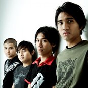 Sheila On 7 - List pictures