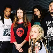 Crisis - List pictures