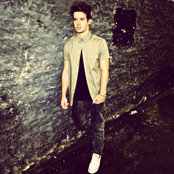 Travis Garland - List pictures