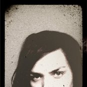 Emily Wells - List pictures