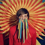 Sin Fang Bous - List pictures