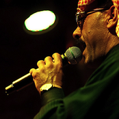 Omar Souleyman - List pictures
