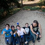 Heavy Heavy Low Low - List pictures