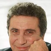 Gilbert Becaud - List pictures