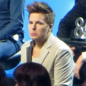 Robin Stjernberg - List pictures