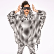 Lucy Love - List pictures