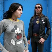 Dirty Ghosts - List pictures