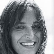 Chantal Kreviazuk - List pictures