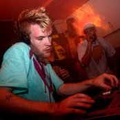 Rusko - List pictures