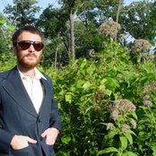 Ben Vida - List pictures