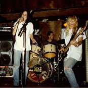 Live Skull - List pictures