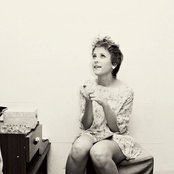 Emma Louise - List pictures