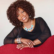 Lynda Randle - List pictures