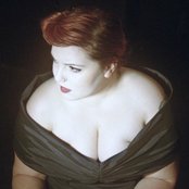 Mary Lambert - List pictures