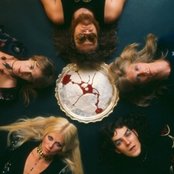 Coven - List pictures