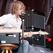 Girls In Hawaii - List pictures