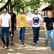 Royal Bangs - List pictures