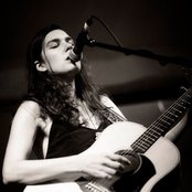 Grace Woodroofe - List pictures