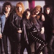 Saraya - List pictures