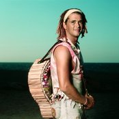 Carlos Vives - List pictures