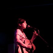 Mirah - List pictures