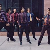 Los Amigos Invisibles - List pictures