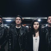 Love, Robot - List pictures