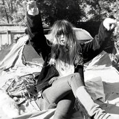 Black Bananas - List pictures