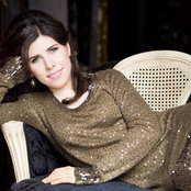 Sarah Elizabeth Foster - List pictures