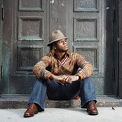 Ryan Shaw - List pictures