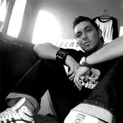 Uness - List pictures