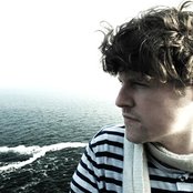 Mano Le Tough - List pictures