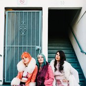 Bleached - List pictures