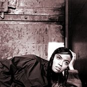 Amel Larrieux - List pictures