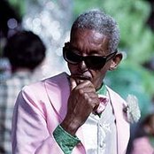 Cartola - List pictures