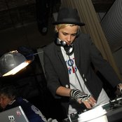 Samantha Ronson - List pictures
